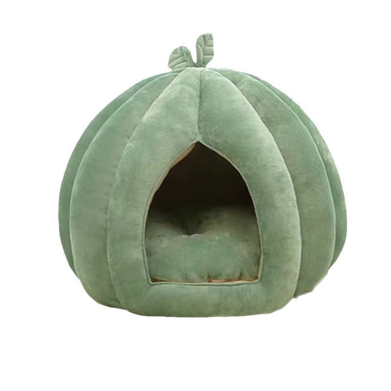 Pumpkin Cat Bed with Leaf Design: Warm, Washable, All-Season Pet Bed
