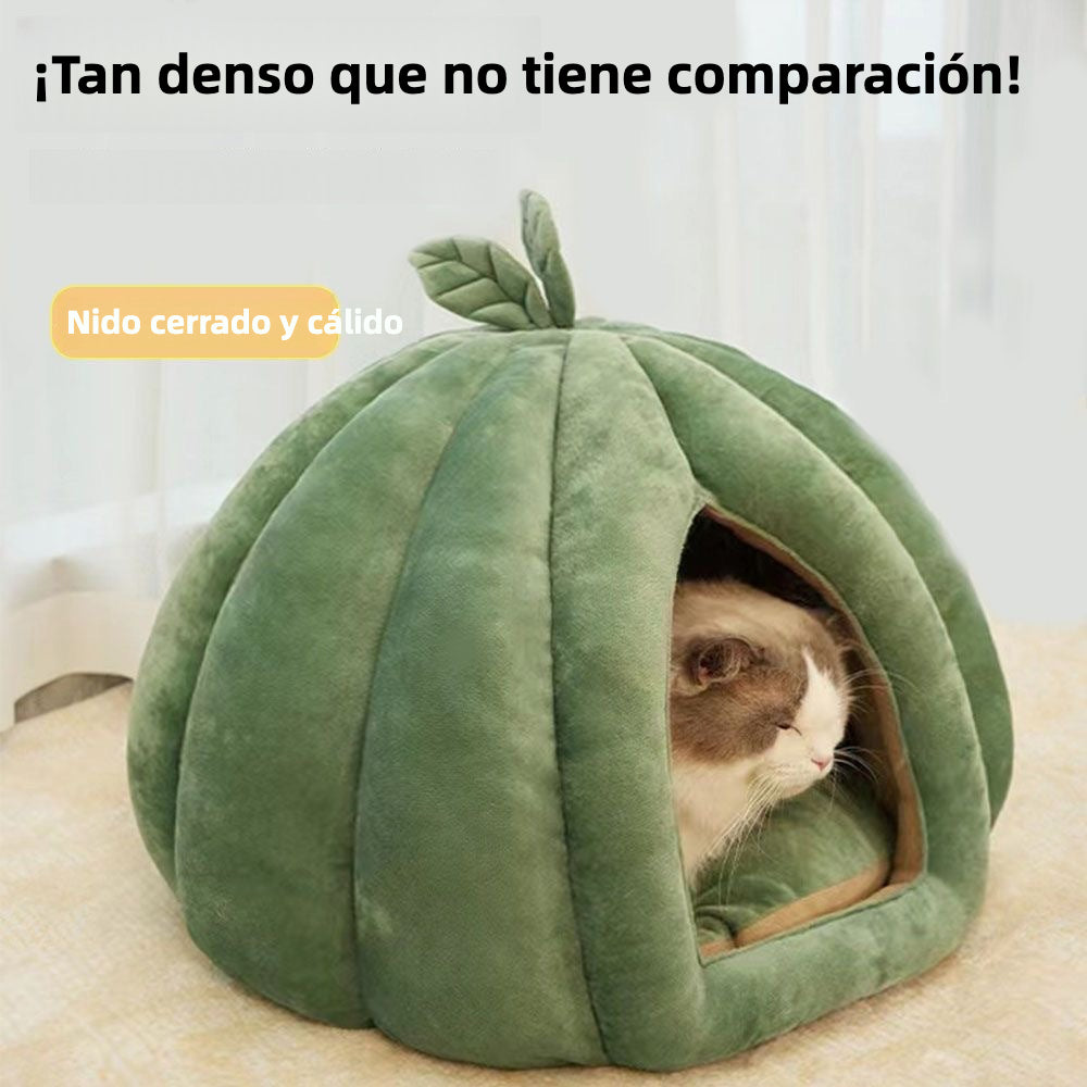 Pumpkin Cat Bed with Leaf Design: Warm, Washable, All-Season Pet Bed