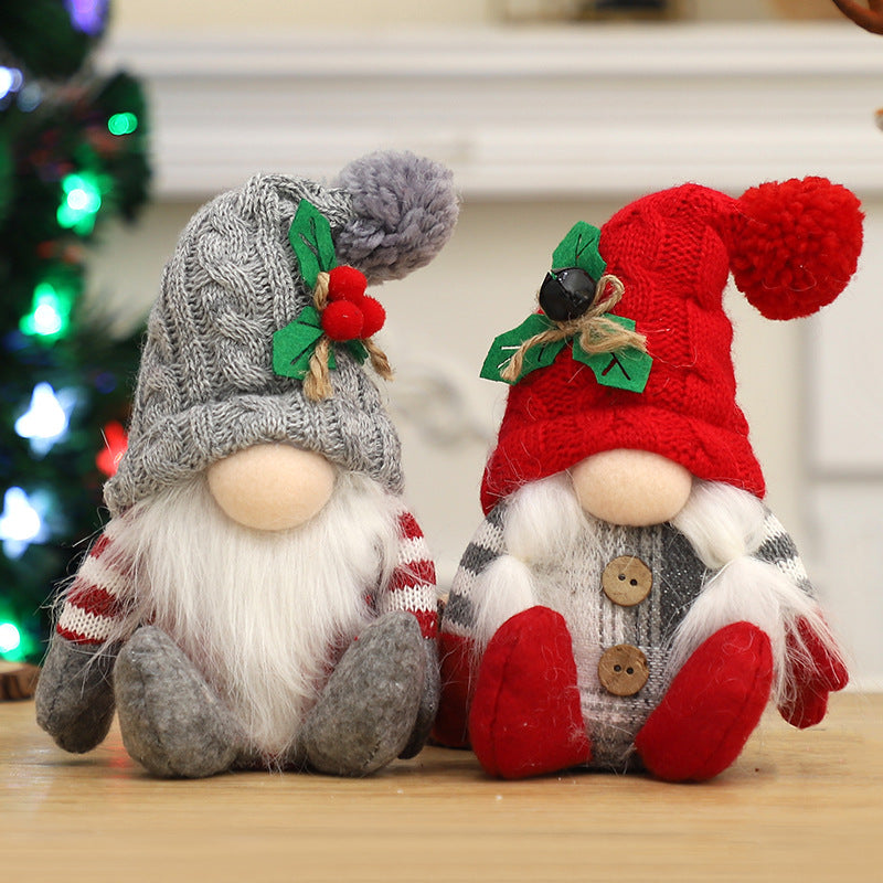 Muñecos Navideños Decorativos : Peluches de Duende, Pingüino, Hombre de Galleta, Reno y Nomo