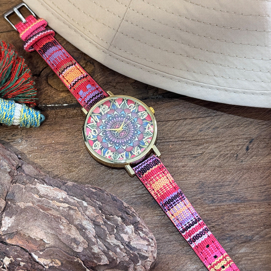 Reloj Bohemio para Mujer con Mandalas, Mariposas y Patrones Retro