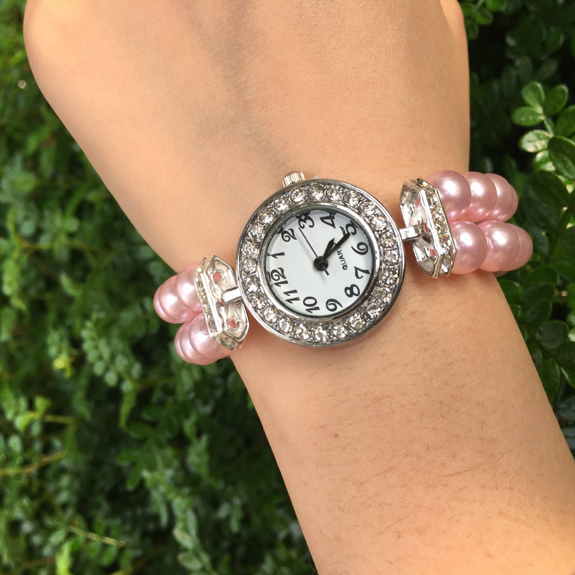 Reloj Femenino de Cuarzo con Pulsera Elástica de Perlas y Piedras Brillantes
