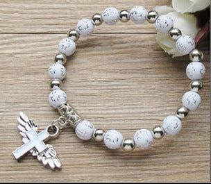 Pulsera de cuentas con dije de cruz: Proteccion y guía Espiritual