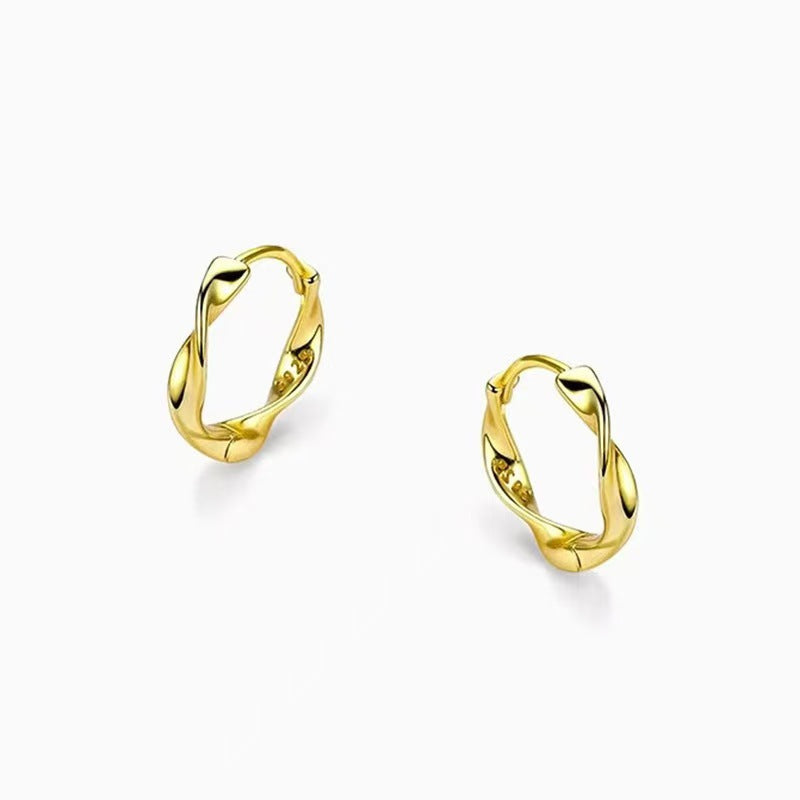 Aros pequeños de plata 925: Diseño Moebius con estilo minimalista