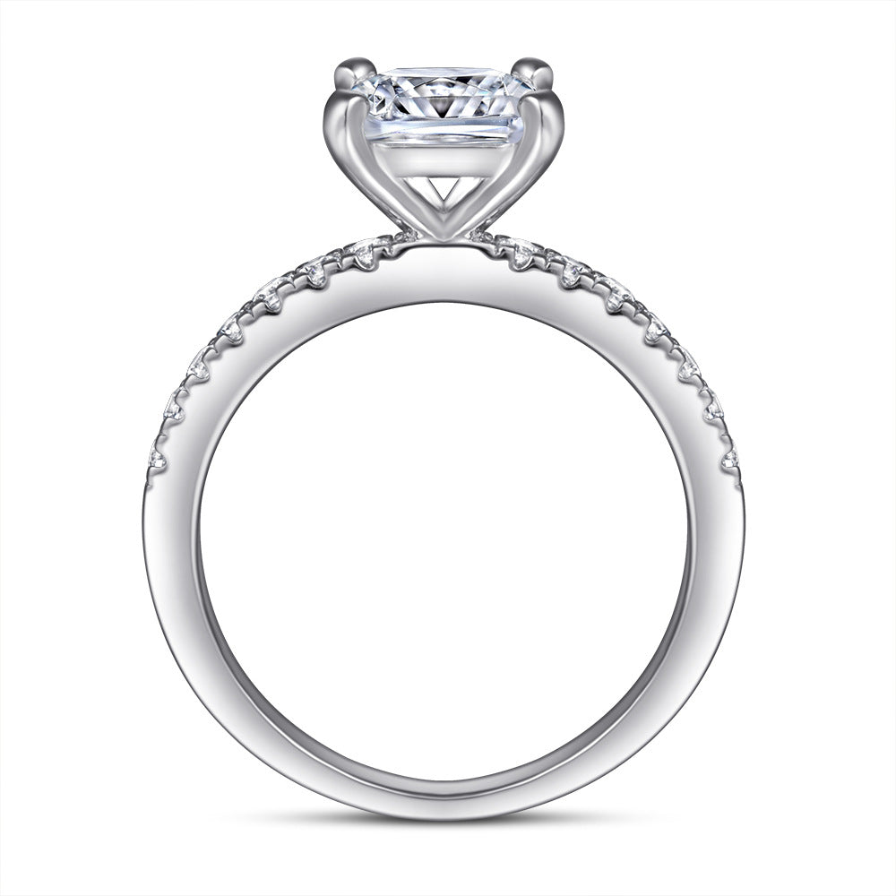 Anillo de Compromiso en Plata 925 con Circonita Cúbica – Estilo Clásico