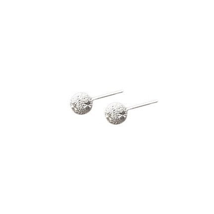 Pendientes de Esferas Pequeñas en Plata Pura S999 – Diseño Minimalista y Atemporal