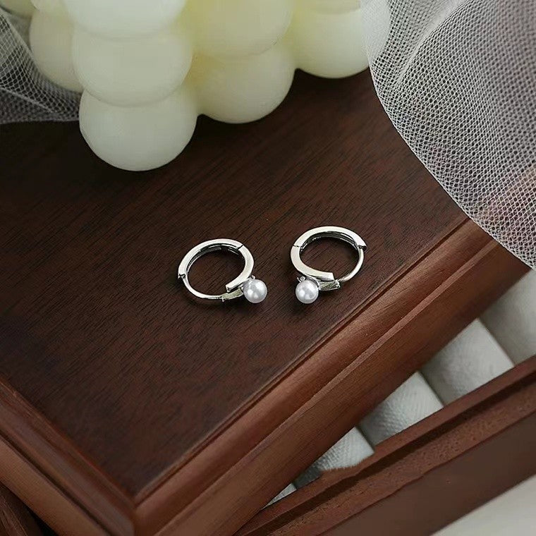 Candongas en Plata 925 con Perla – Diseño Romántico y Femenino