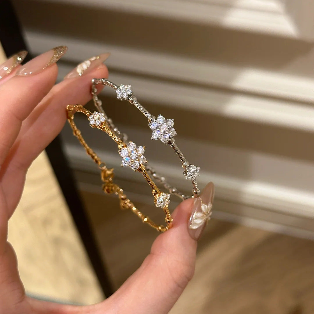 Set de Joyería Económico para Mujer – Collar, Pulsera y Anillo con Circonitas Brillantes