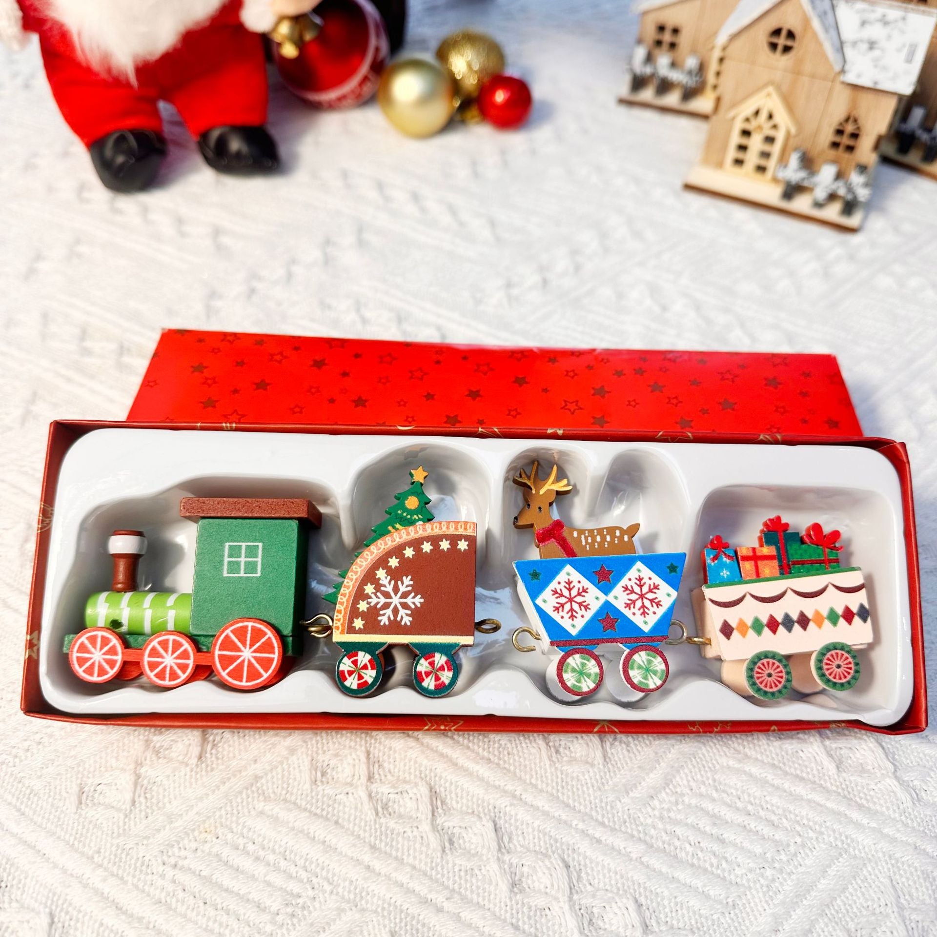 Tren de Navidad de Madera: Decoración Navideña en Tres Diseños Diferentes