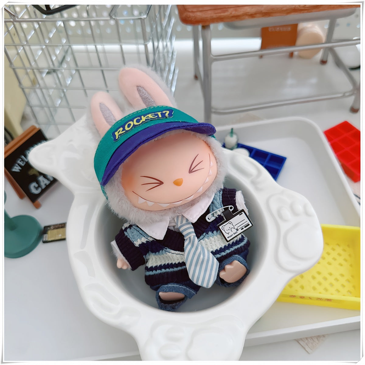 Muñeca de algodón de 10cm Labubu con uniforme de estudiante de 17cm: zapatillas de la familia Mickey