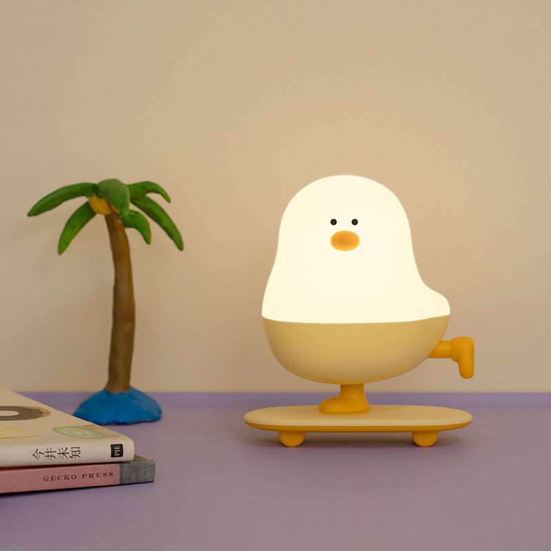 Lámpara infantil pollo en monopatín para aficionados al skate