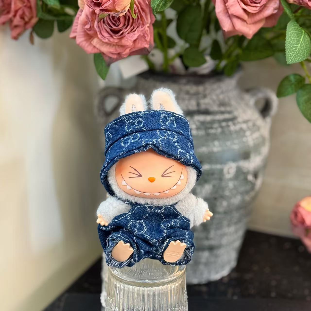 Ropa Oversize para Muñeca Labubu 17 cm – Accesorios de Moda Urbana (Muñeca No Incluida)