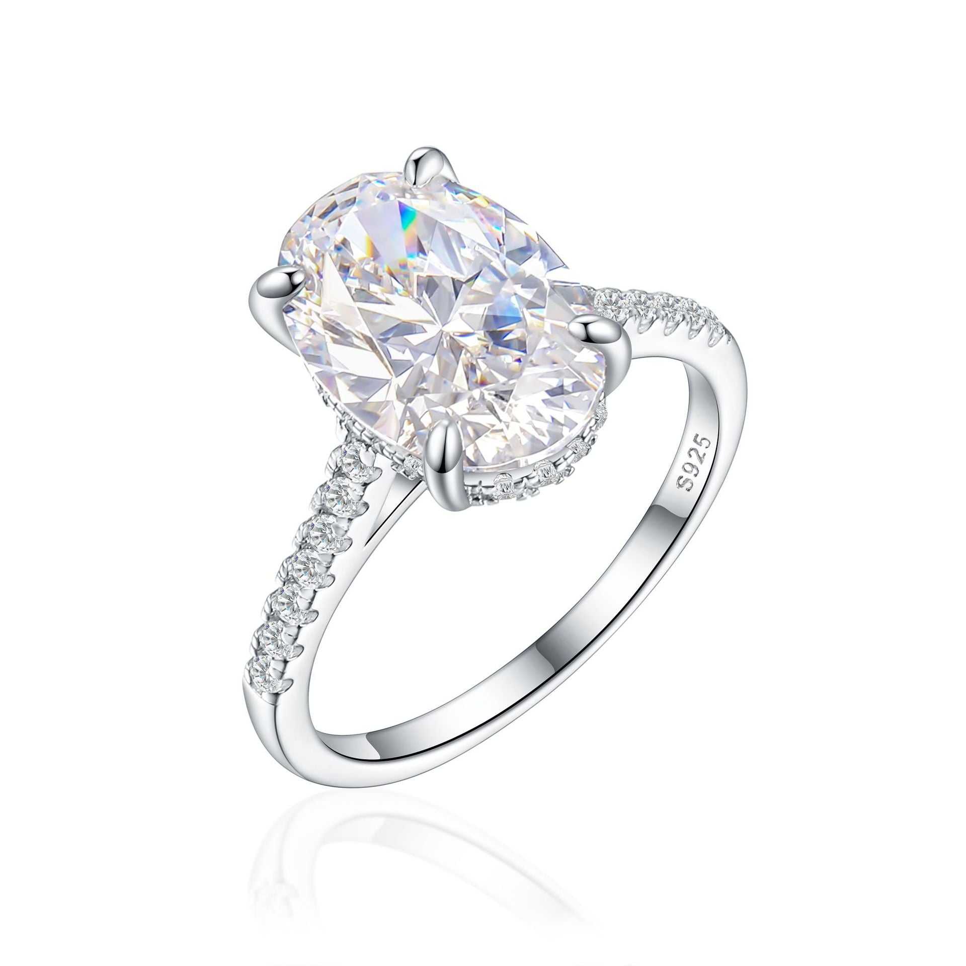 Anillo de Compromiso en Plata 925 con Moissanita Ovalada de 5.5 ct
