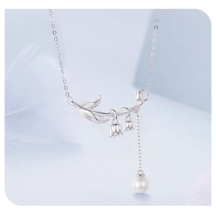 Collar de flores de lirio de los valles con perlas de plata S925: diseño único, collar de clavícula para mujer