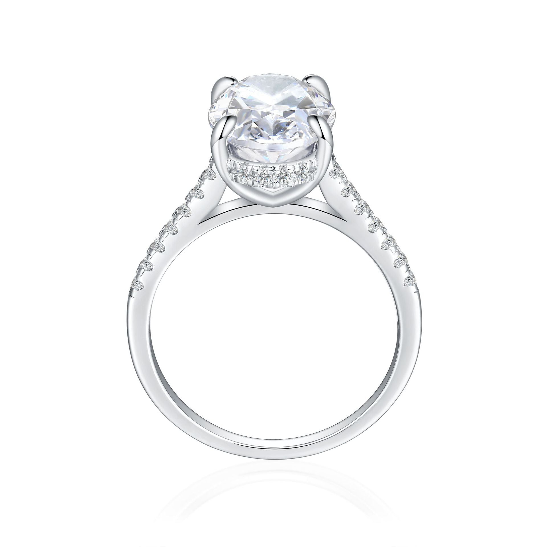 Anillo de Compromiso en Plata 925 con Moissanita Ovalada de 5.5 ct