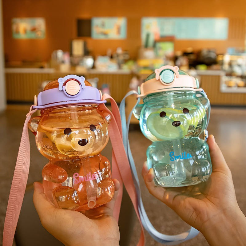 Botella en Forma de Oso con Pajilla retractil y cargadera para Bebidas