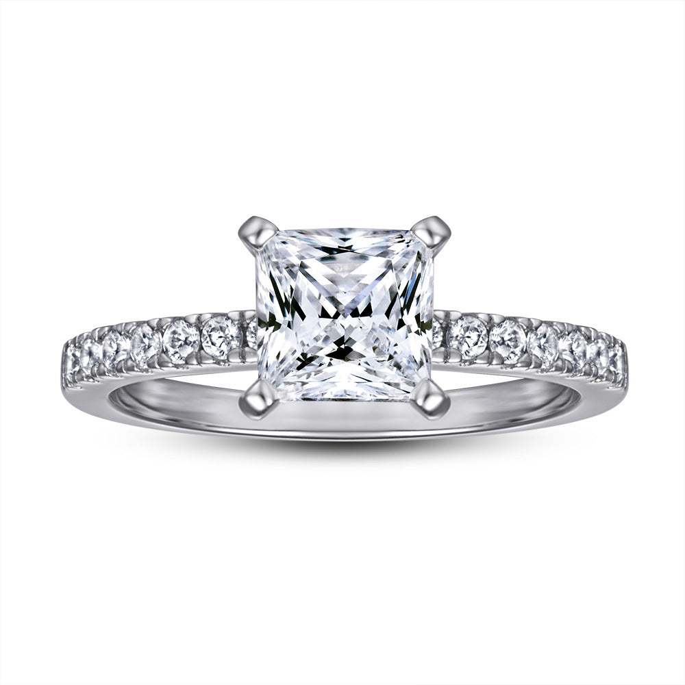 Anillo de Compromiso en Plata 925 con Circonita Cúbica – Estilo Clásico