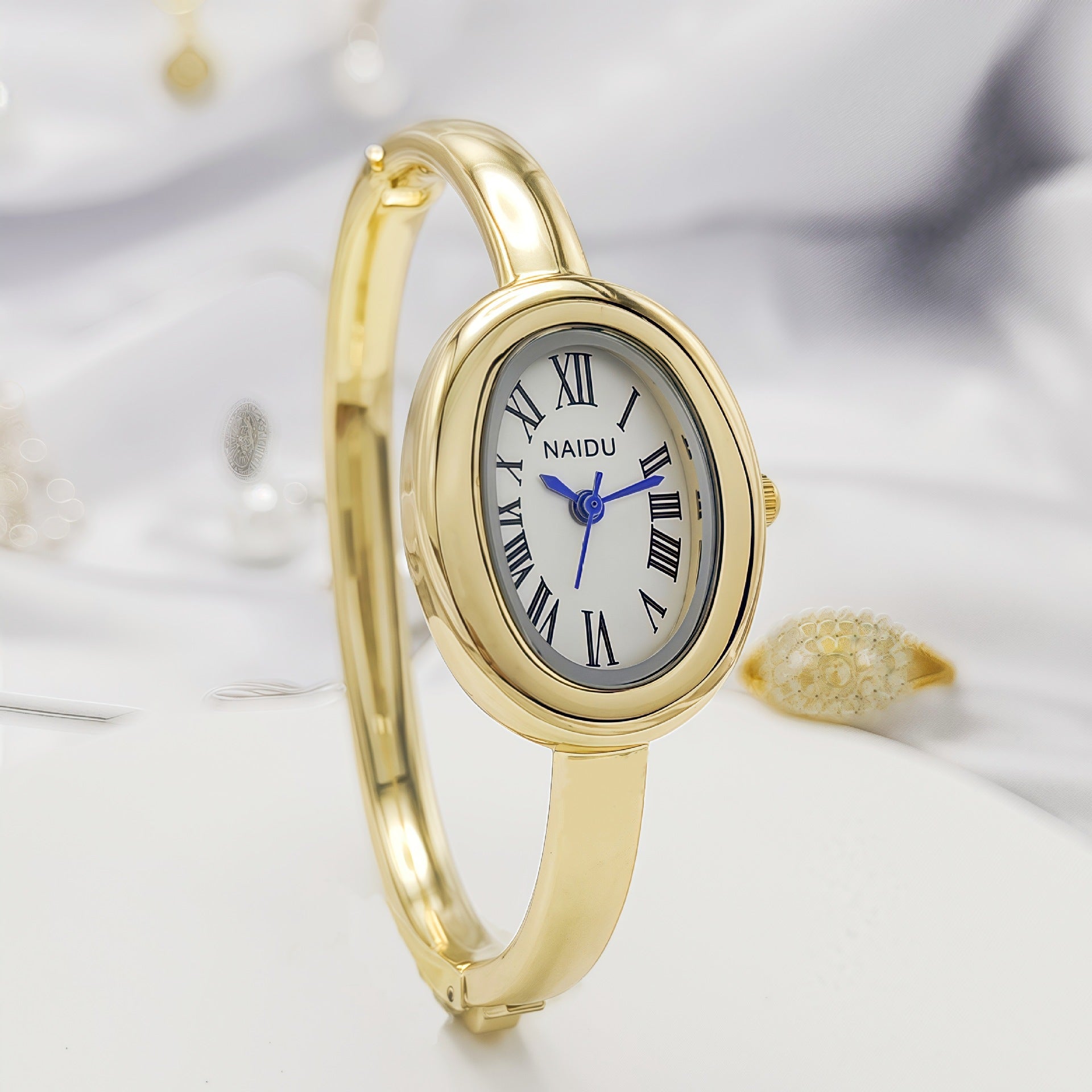 Reloj para mujer juvenil con carátula ovalada