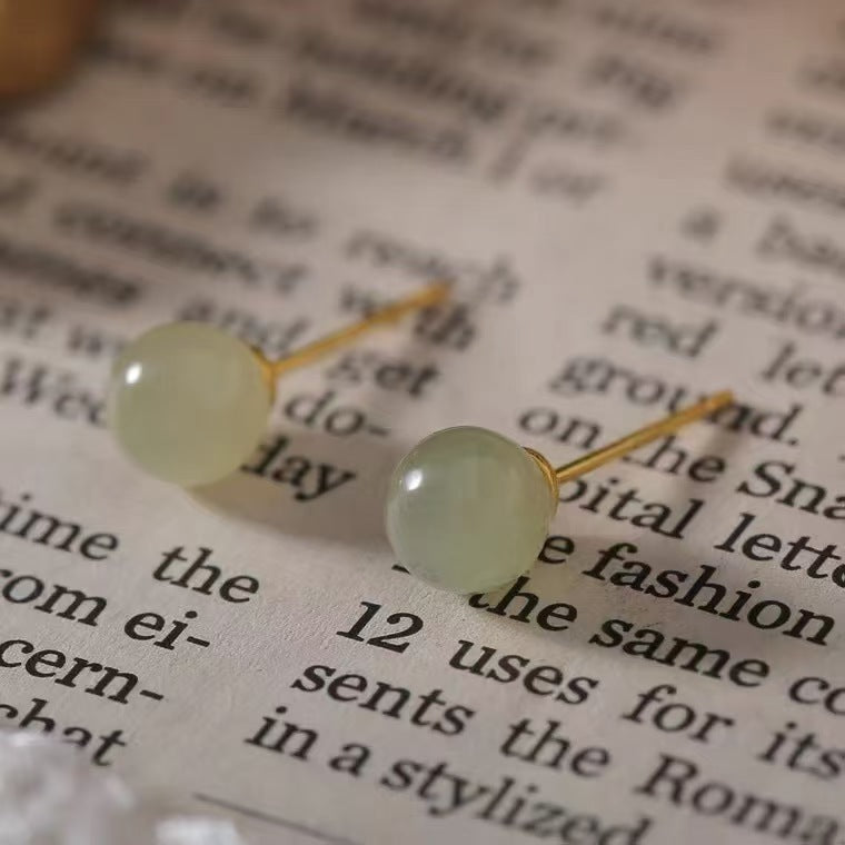 Aretes Botón en Plata 925 con Jade Natural de Hetian – Piedra Protectora y de Buena Suerte