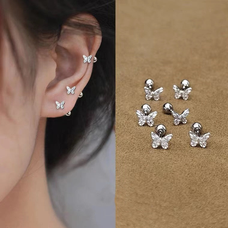 Piercing de Mariposa Pequeña en Plata 999 con Diseño Retro