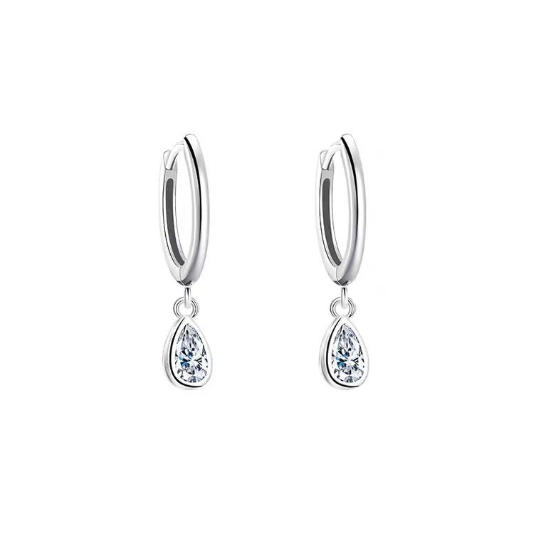 Candongas Pequeñas de Plata Pura – Dije de Gotas en Zirconia y Cierre Click