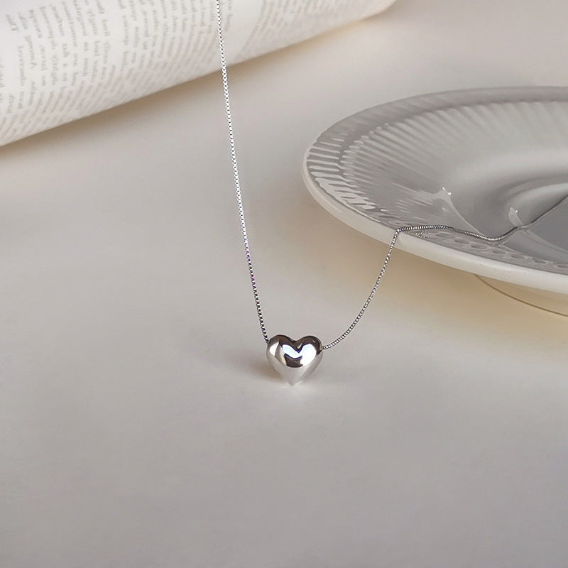 Collar corto y delicado con dije de Corazón para niñas y Adolescentes
