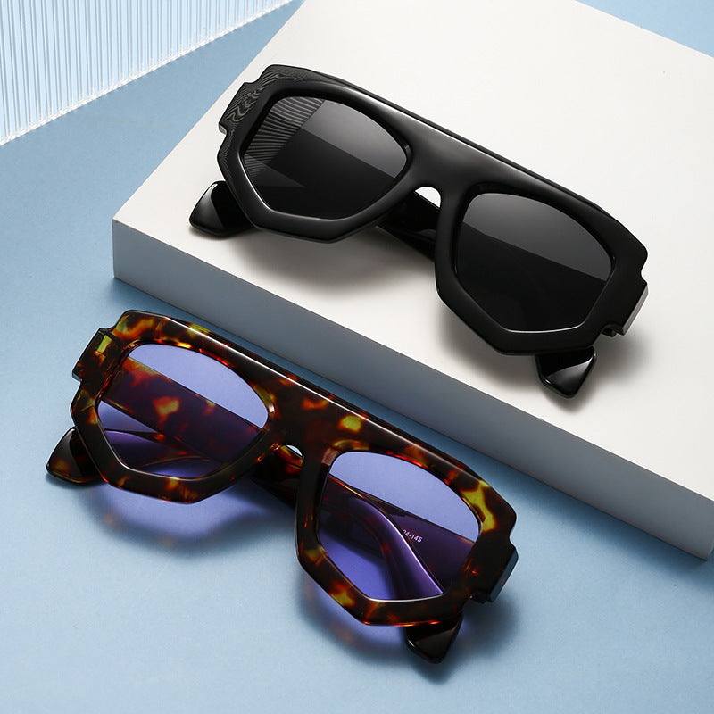 Gafas de Sol Geométricas para Mujer con Bordes Facetados Futuristas