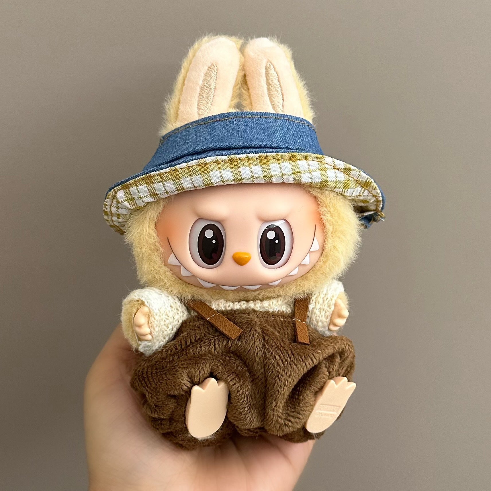 Ropa para Muñecas Labubu de 17cm – Modelos de Pie y Sentado (Muñeca no incluida)