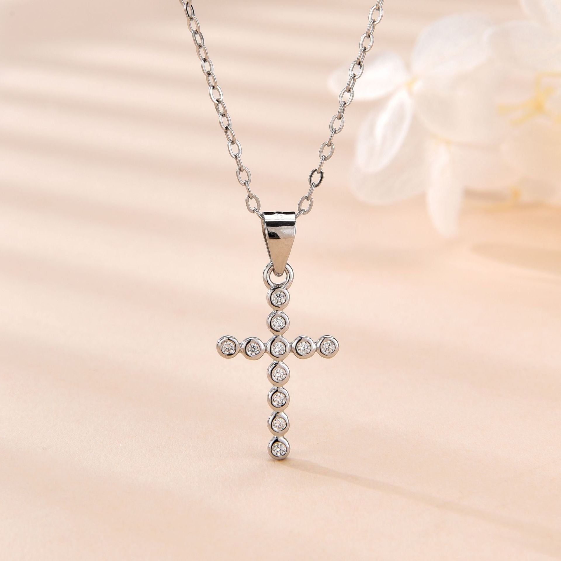 Cadena de Plata 925 con Cruz para Mujer – Varios Diseños Disponibles