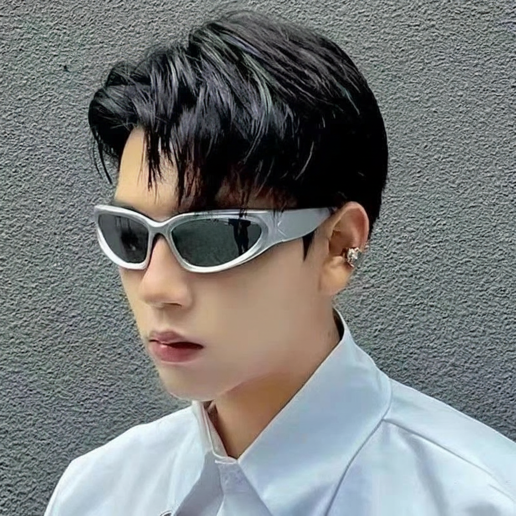 Lentes de sol punk estilo tech con marco plateado - 4