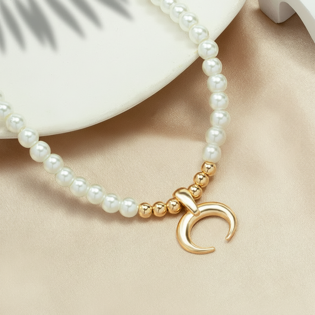 Collar de perlas con dije luna plateado para mujer - 3