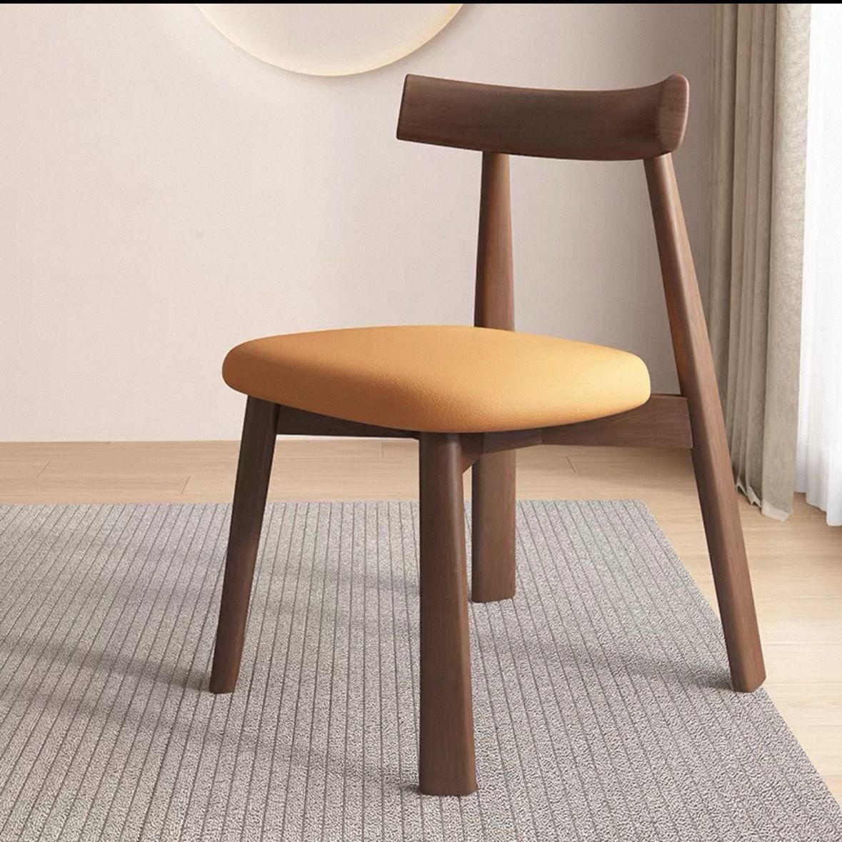 Silla Nórdica de Comedor con Respaldo y Asiento Tapizado