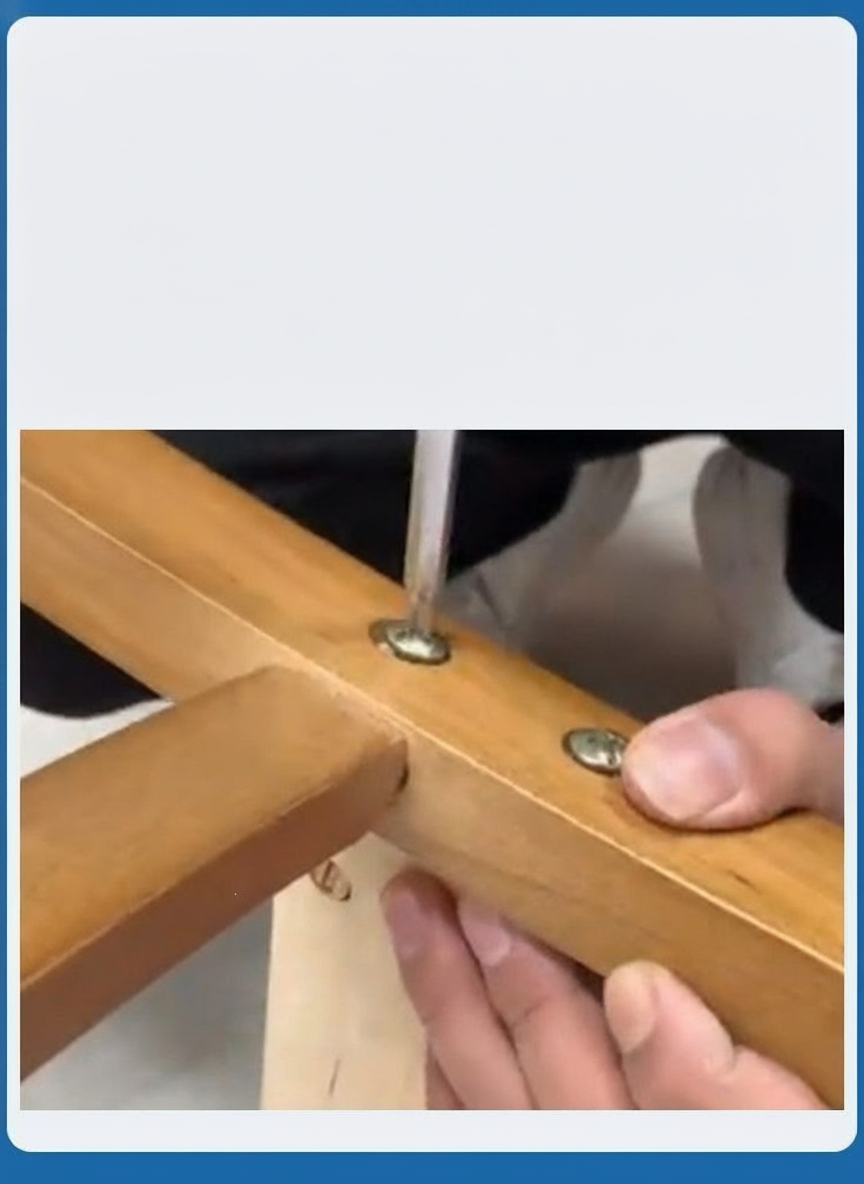 Silla de comedor nórdica de madera con respaldo de ratán - 12
