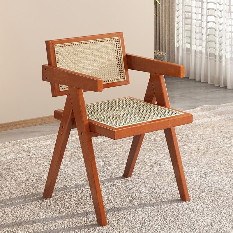 Silla de comedor nórdica de madera con respaldo de ratán