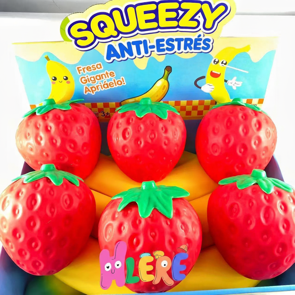 Fresa Antiestrés Gigante Squishy de TPR Slow Rise - 4