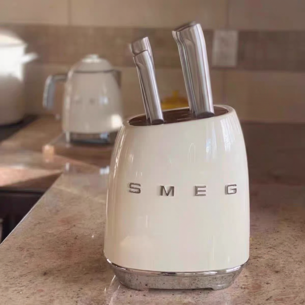 Set de Cuchillos SMEG 7 piezas con Soporte Retro - 2