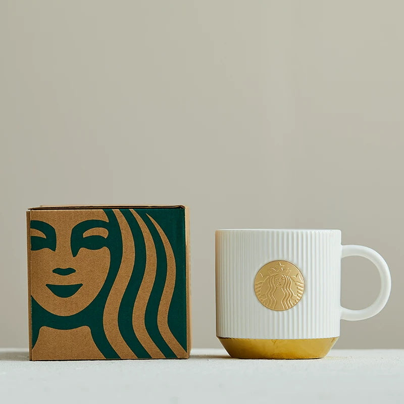 Taza de cerámica con diseño ilustrado y acabado esmalte