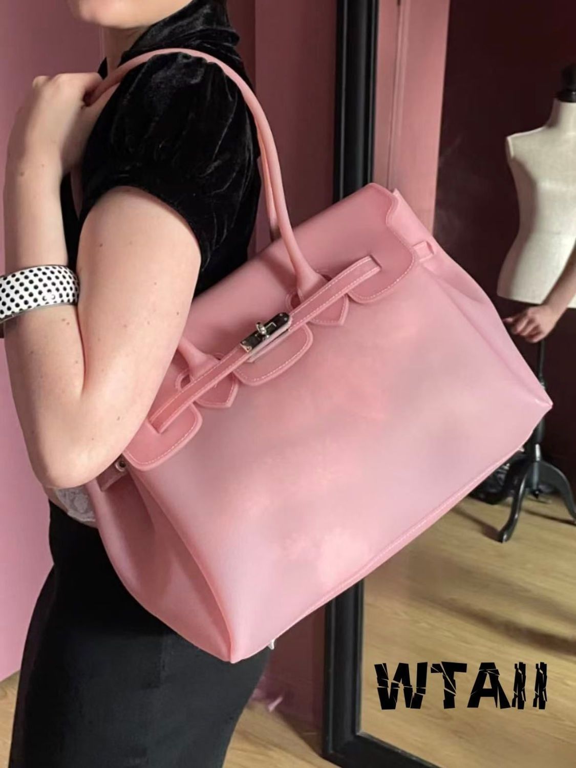Bolsa tote transparente jelly estilo office chic