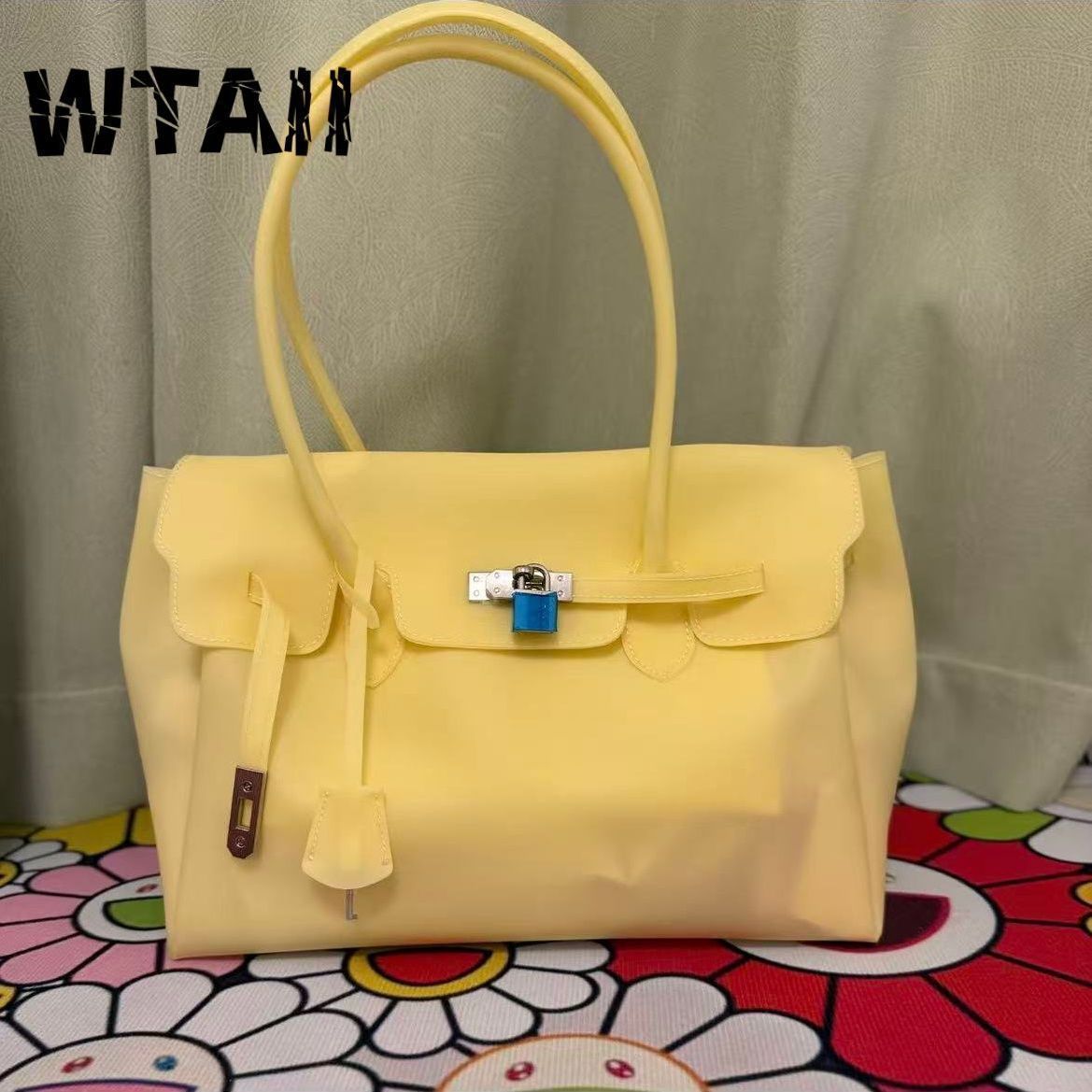Bolsa tote transparente jelly estilo office chic