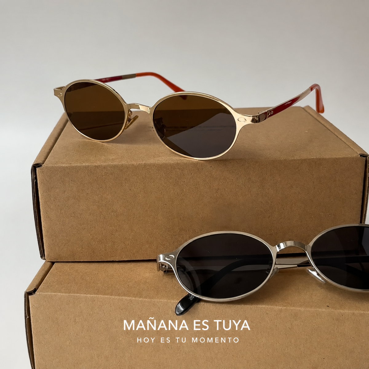 Lentes de sol vintage retro con marco dorado o plateado - 2