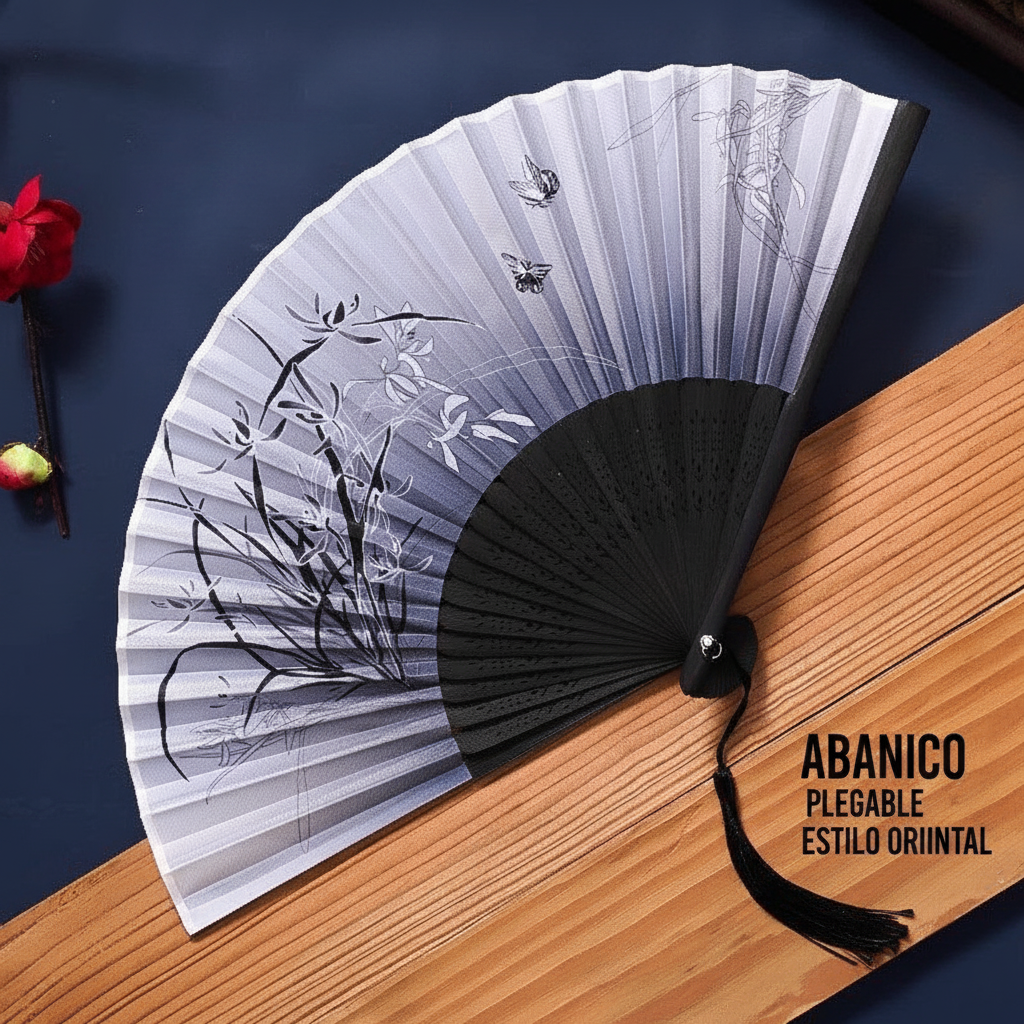 Abanico plegable estilo oriental de seda y bambú