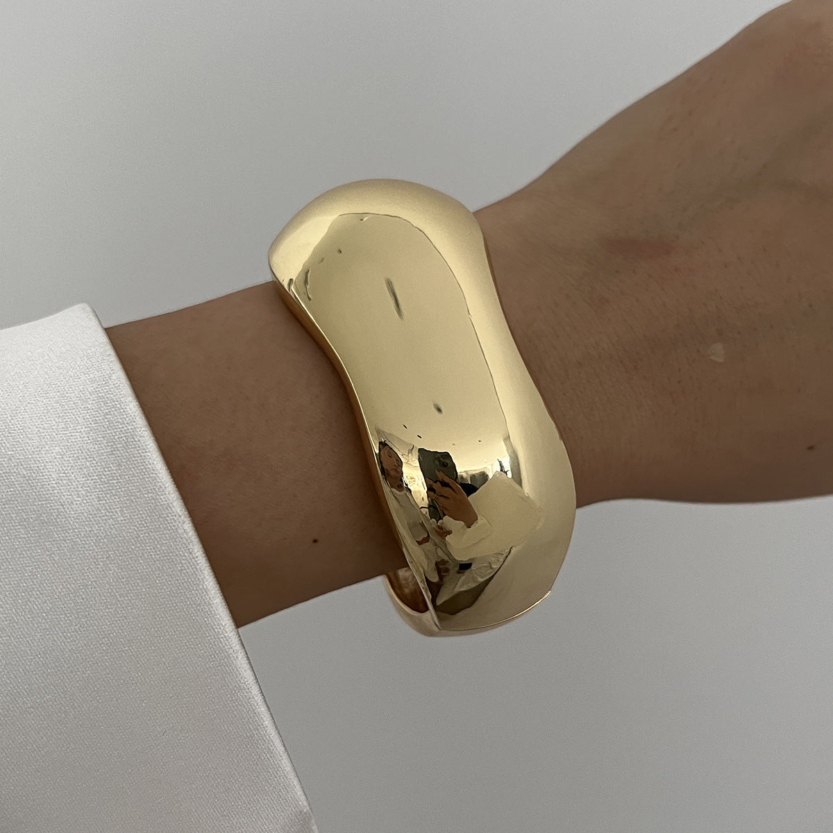 Brazalete metálico geométrico estilo glam - 12