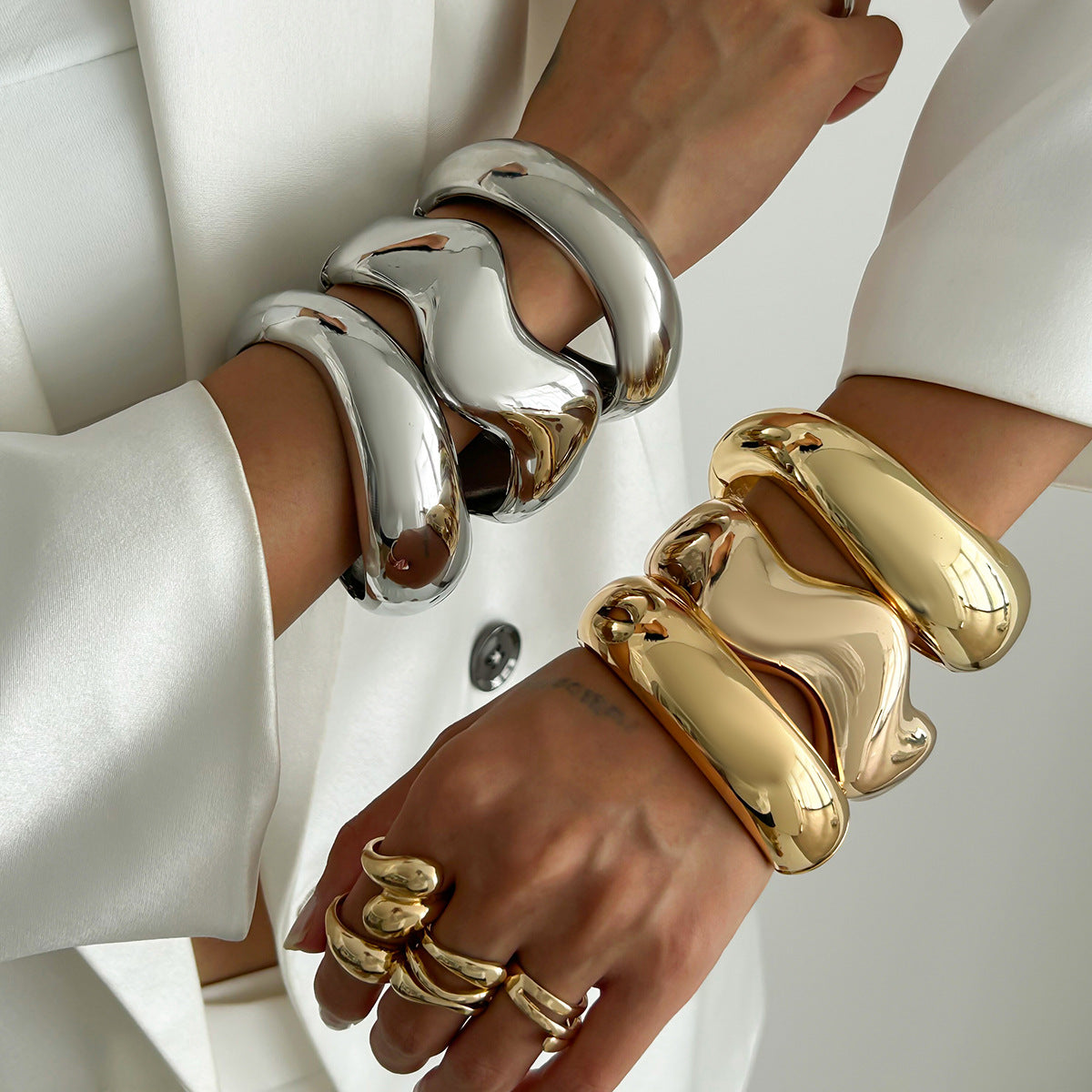 Brazalete metálico geométrico estilo glam - 2