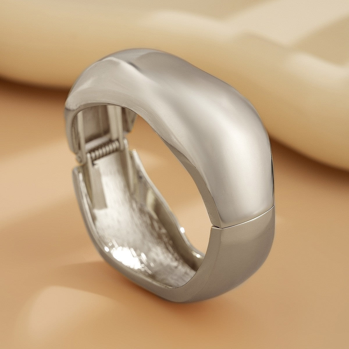Brazalete metálico geométrico estilo glam - 6