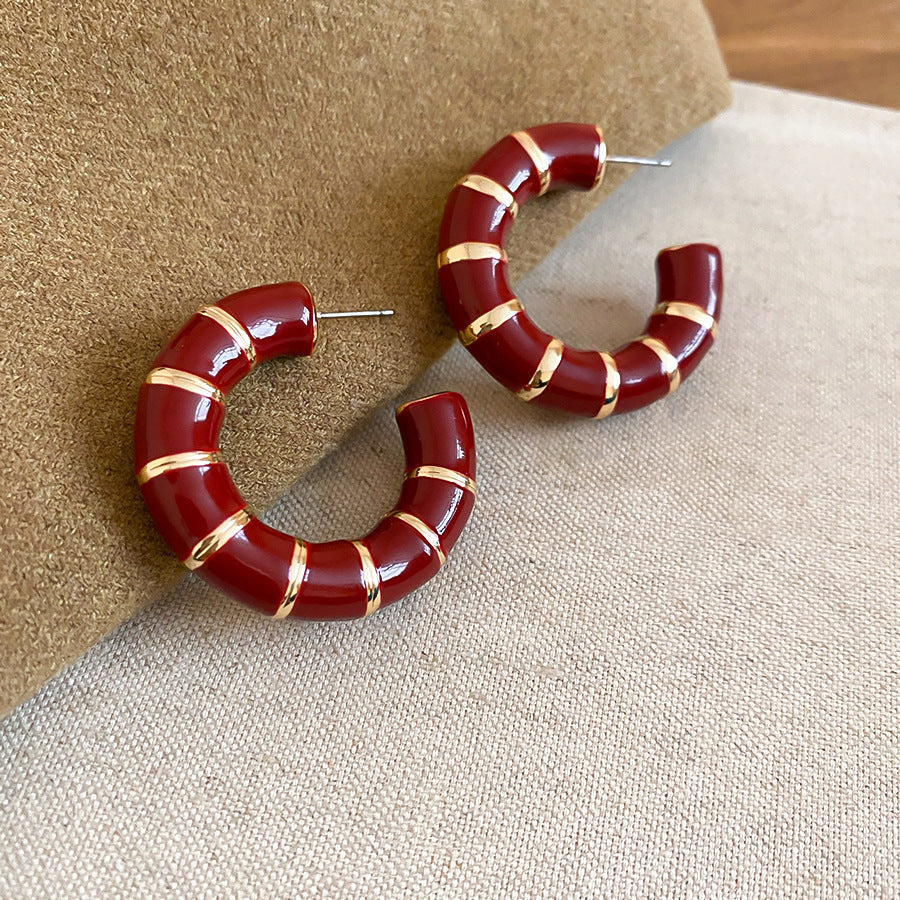Aretes geométricos en C colores candy acero 925