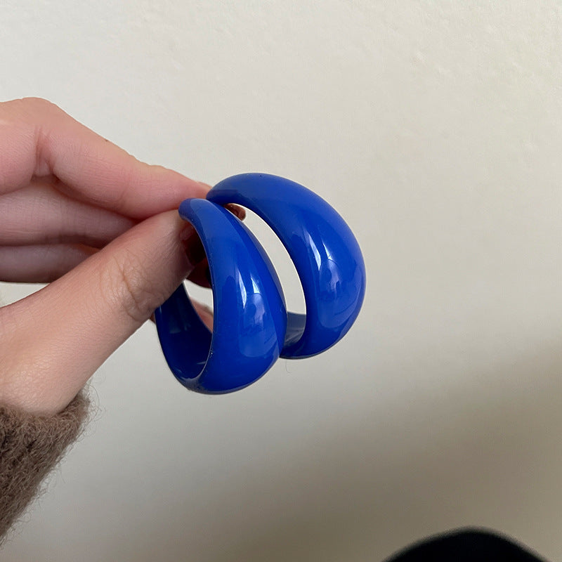 Aretes geométricos en C colores candy acero 925