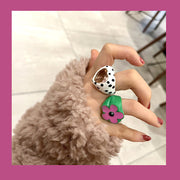 Anillo de acrílico con diseño de corazón y flor - 1