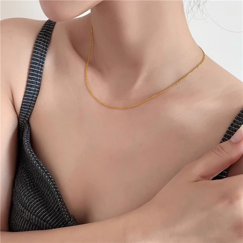 Collar con dije de corazón y perla