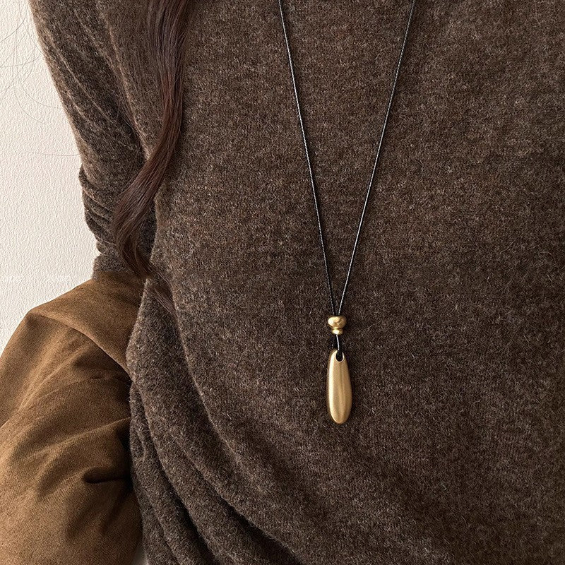 Collar colgante gota de agua minimalista para mujer