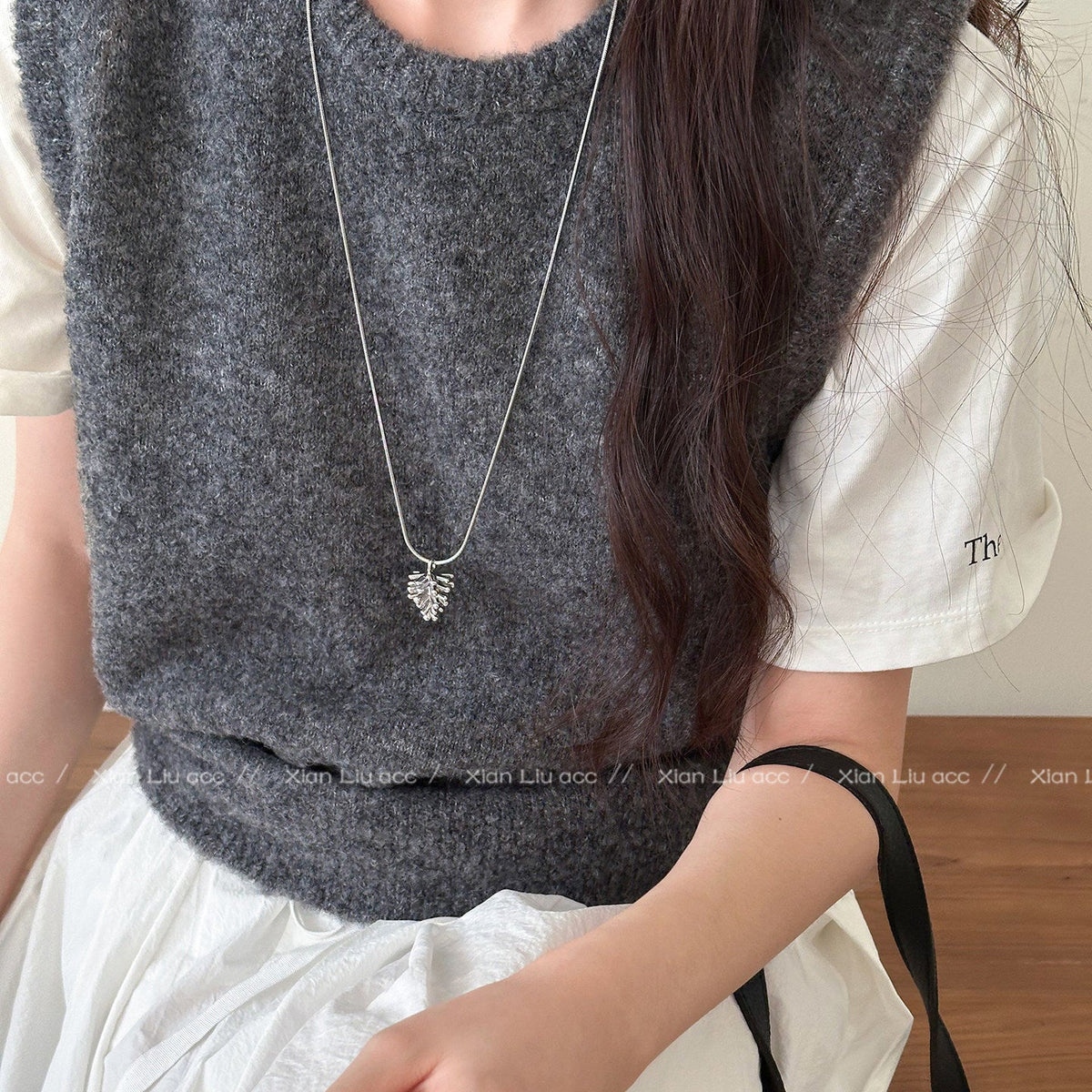 Collar colgante gota de agua minimalista para mujer