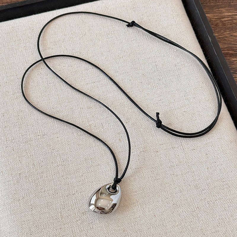 Collar colgante gota de agua minimalista para mujer